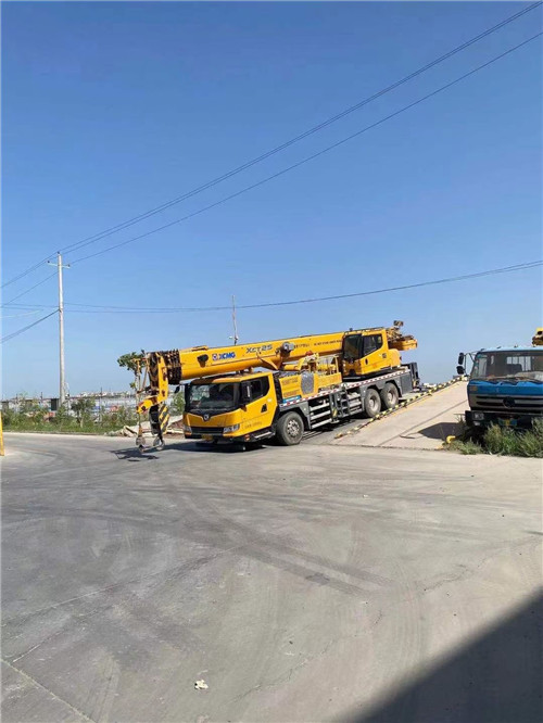 陈仓区吊车作业时，可能会产生哪些额外收费项目？